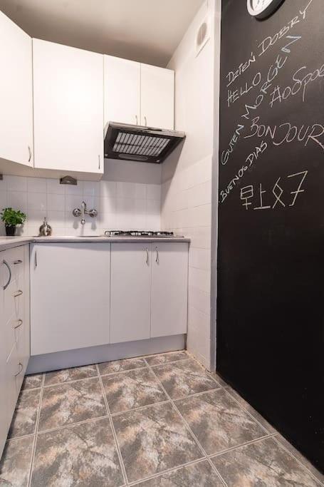 Central Station Gold Street Apartment Varşovia Exterior foto